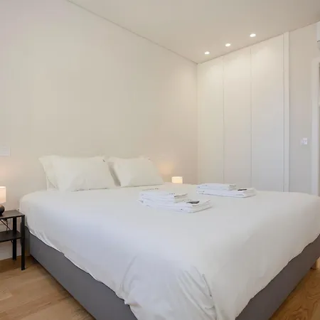 Liiiving In - Mercatus D Apartman *