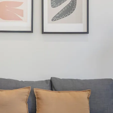 Liiiving In - Mercatus D Apartman
