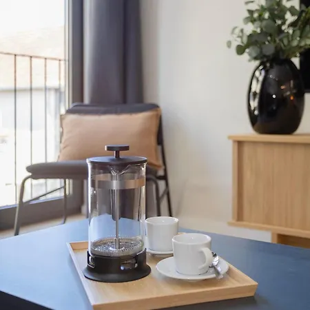 Liiiving In - Mercatus D Apartman *